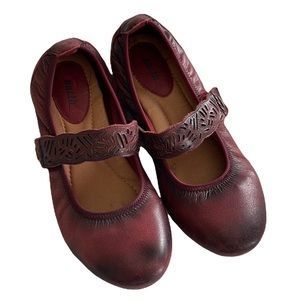 Earth Flats Shoes